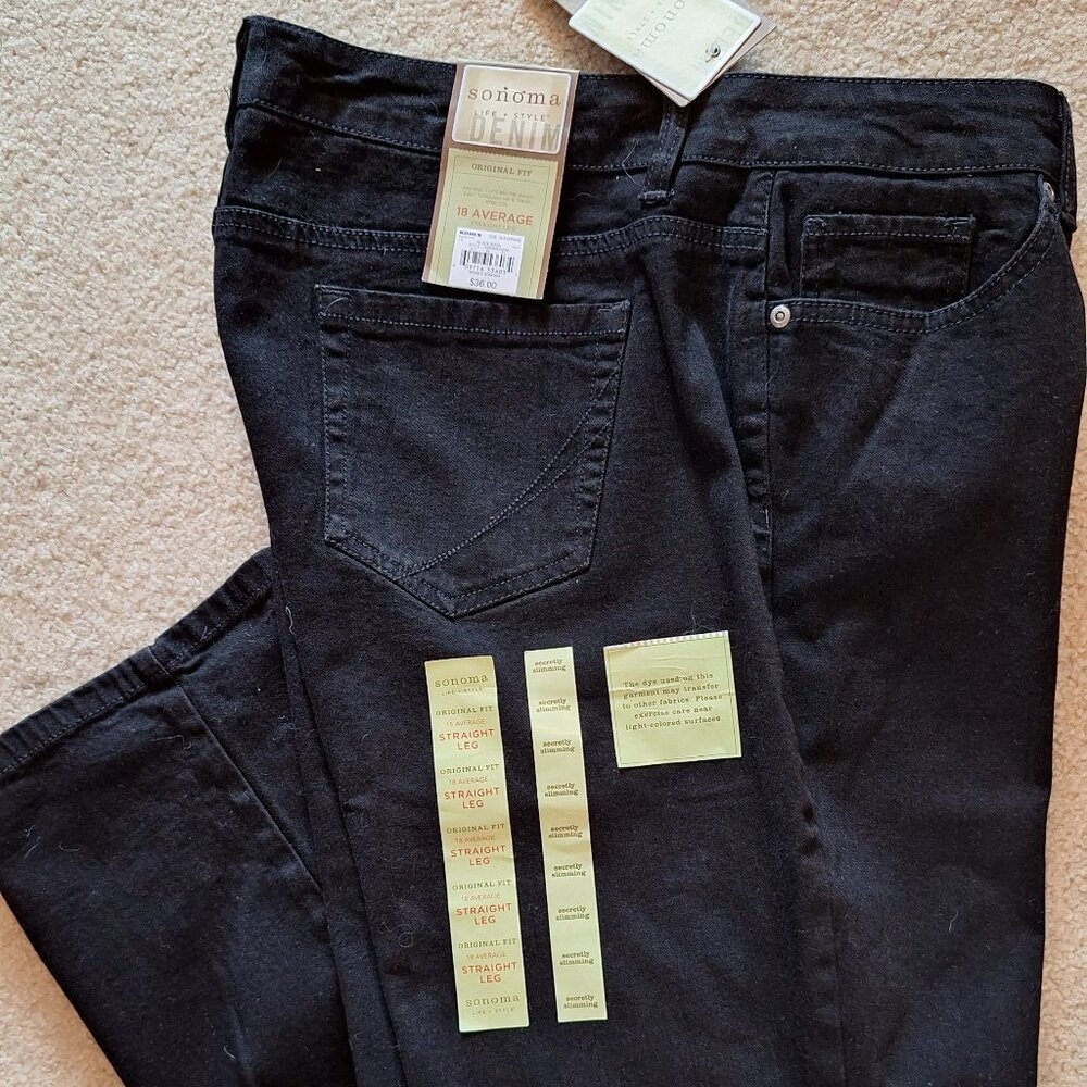Woman's Jeans - Black - NWT